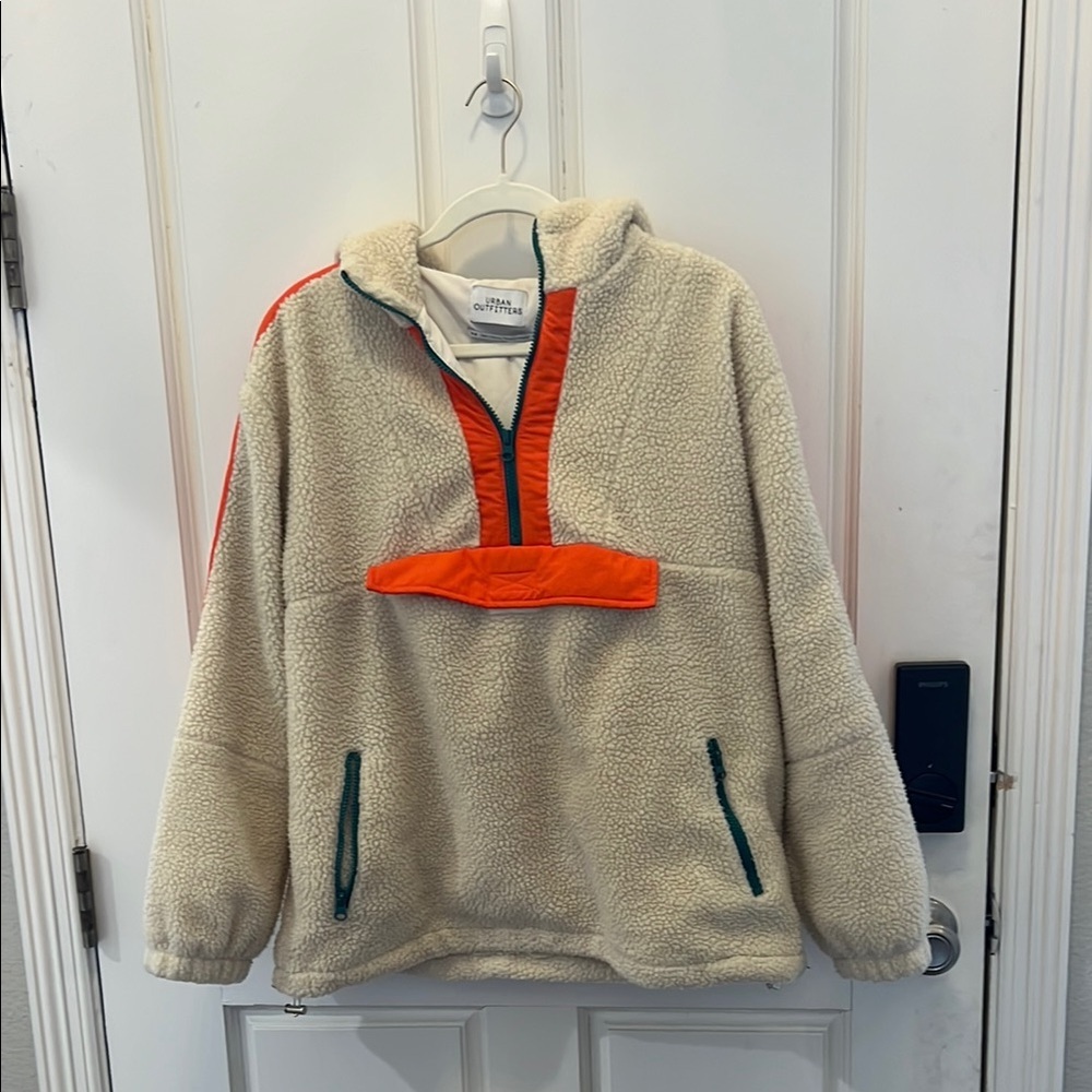GUC Urban Outfitters fleece pullover jacket